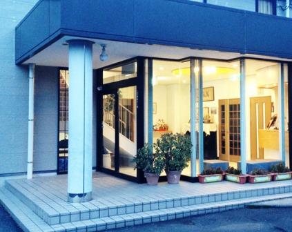 ビジネスホテル富士屋外観